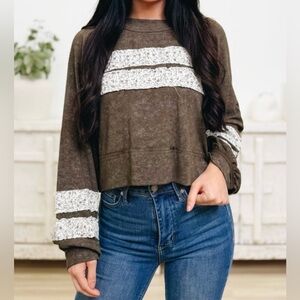 POL olive pullover in size large